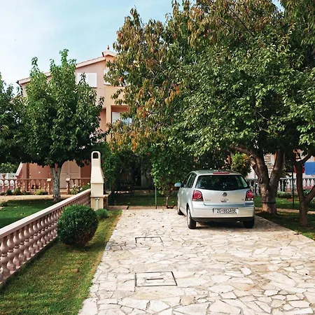Beautiful In With Kitchen * Privlaka (Zadar)