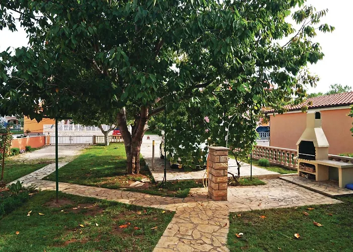Apartman 06 *
